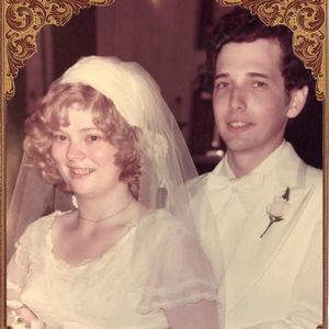 Meet your Posher, Elaine